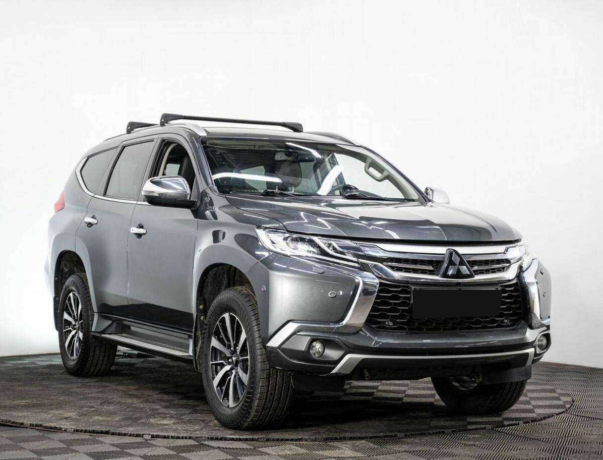 Mitsubishi Pajero Sport, 2018 - фото №3