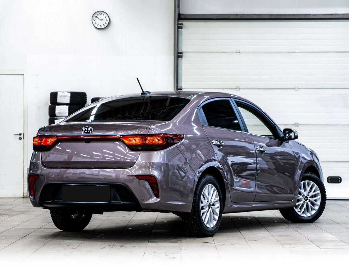 Kia Rio, 2018 - фото №3