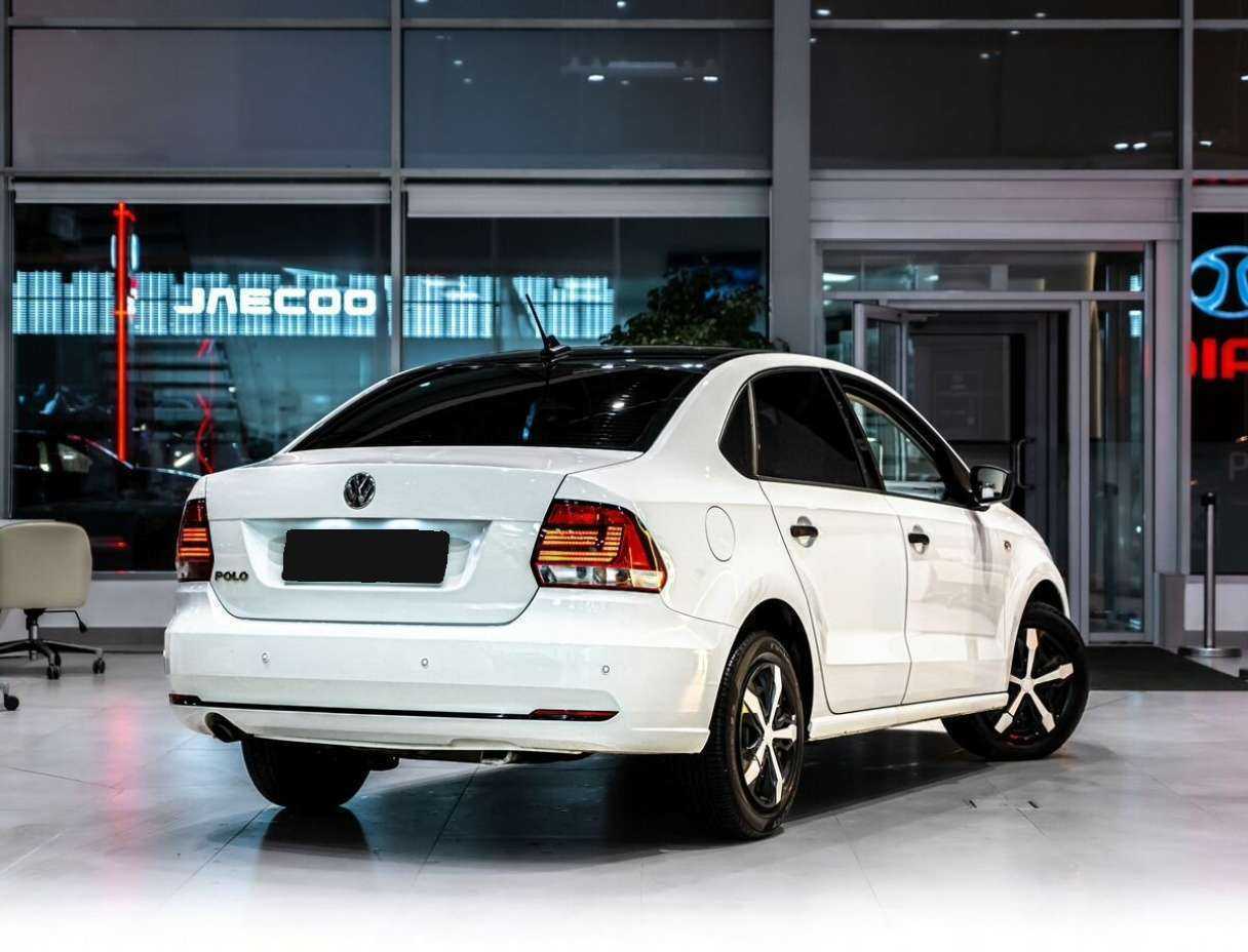 Volkswagen Polo, 2017 - фото №3