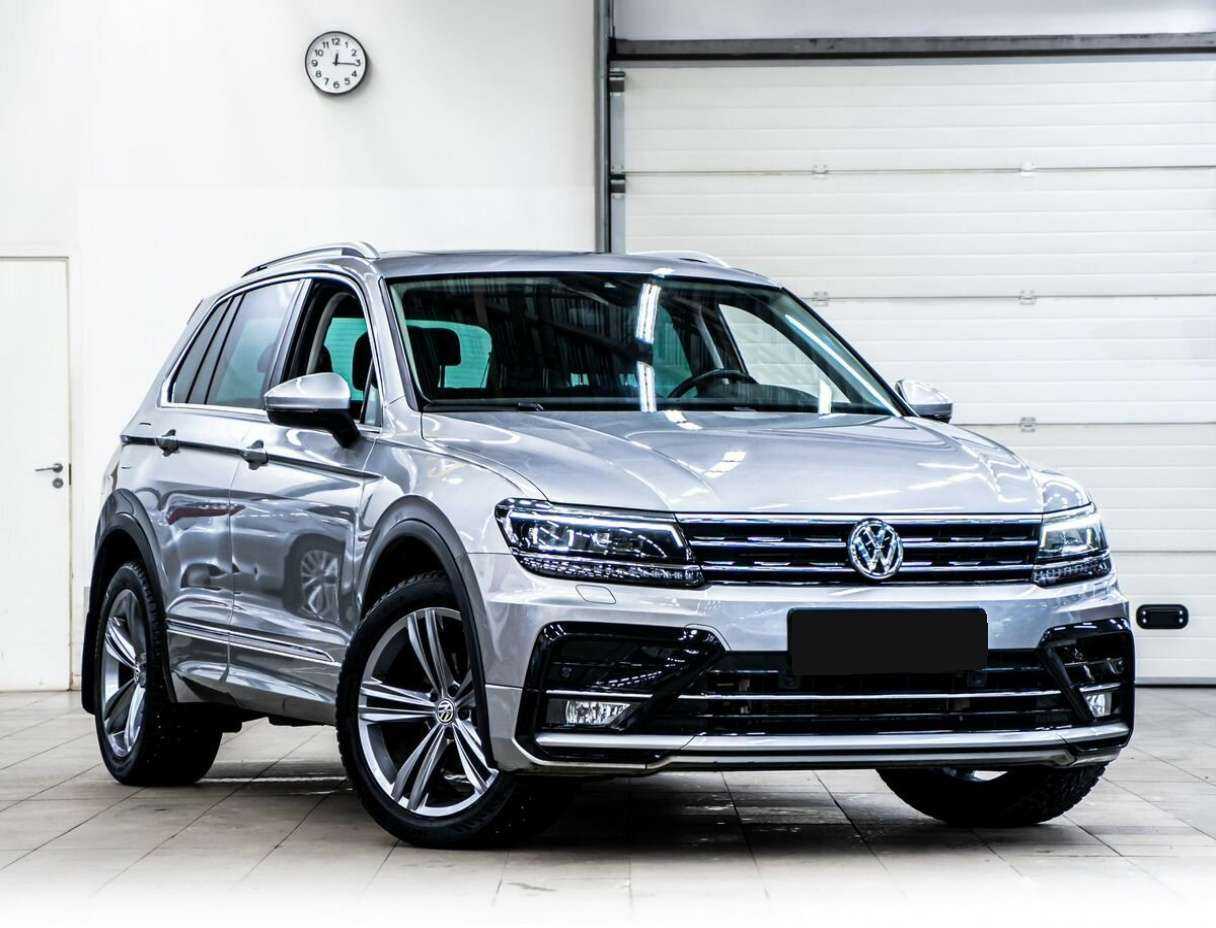 Volkswagen Tiguan, 2019 - фото №2