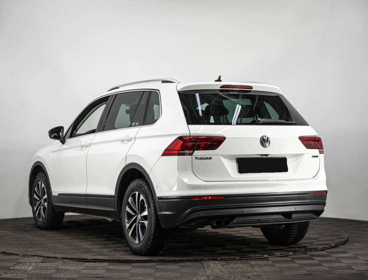 Volkswagen Tiguan, 2019 - фото №4