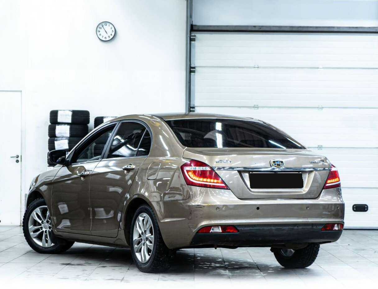 Geely Emgrand 7, 2016 - фото №4