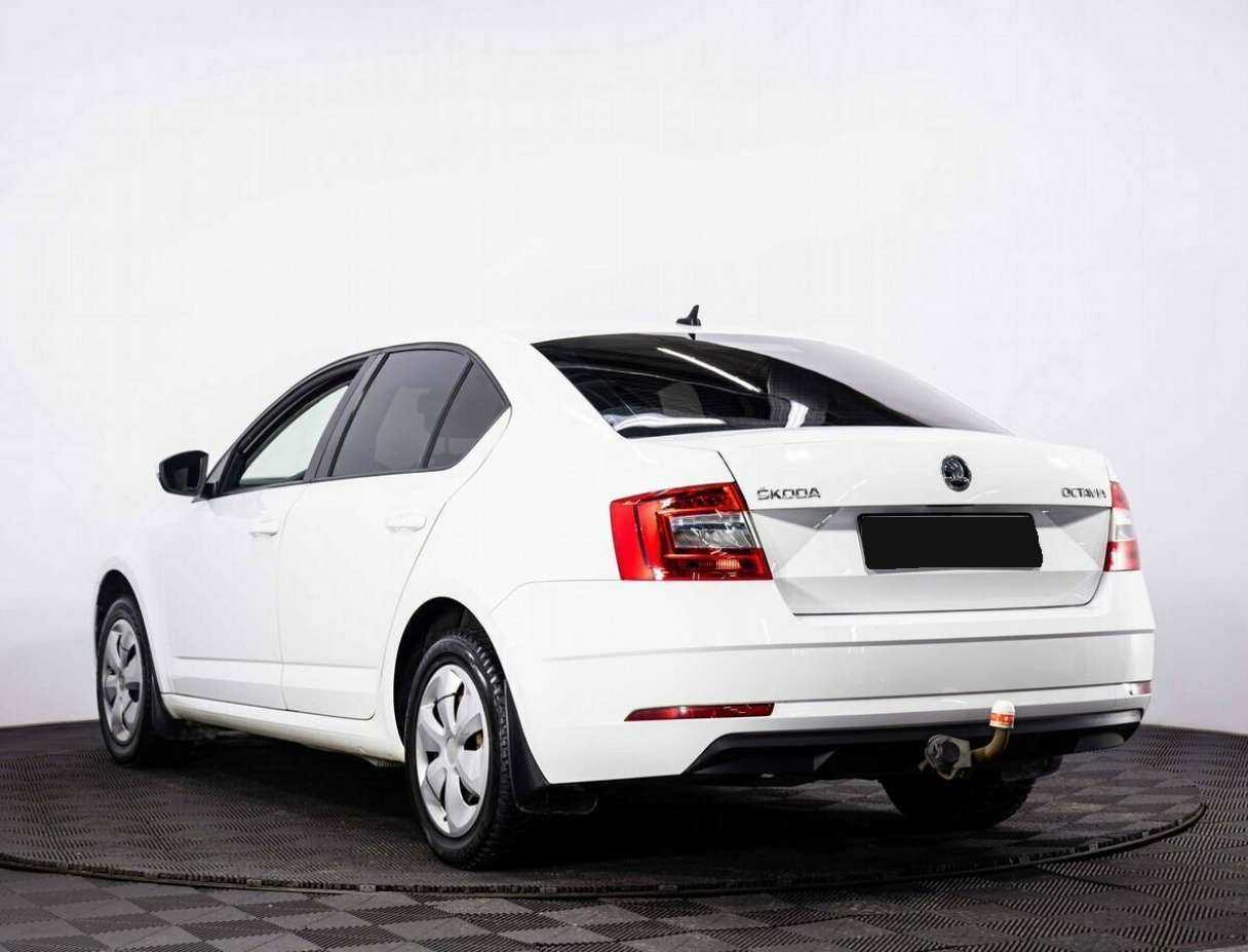 Skoda Octavia, 2019 - фото №4