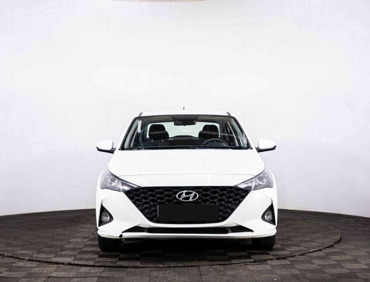 Hyundai Solaris, 2020 - фото №2