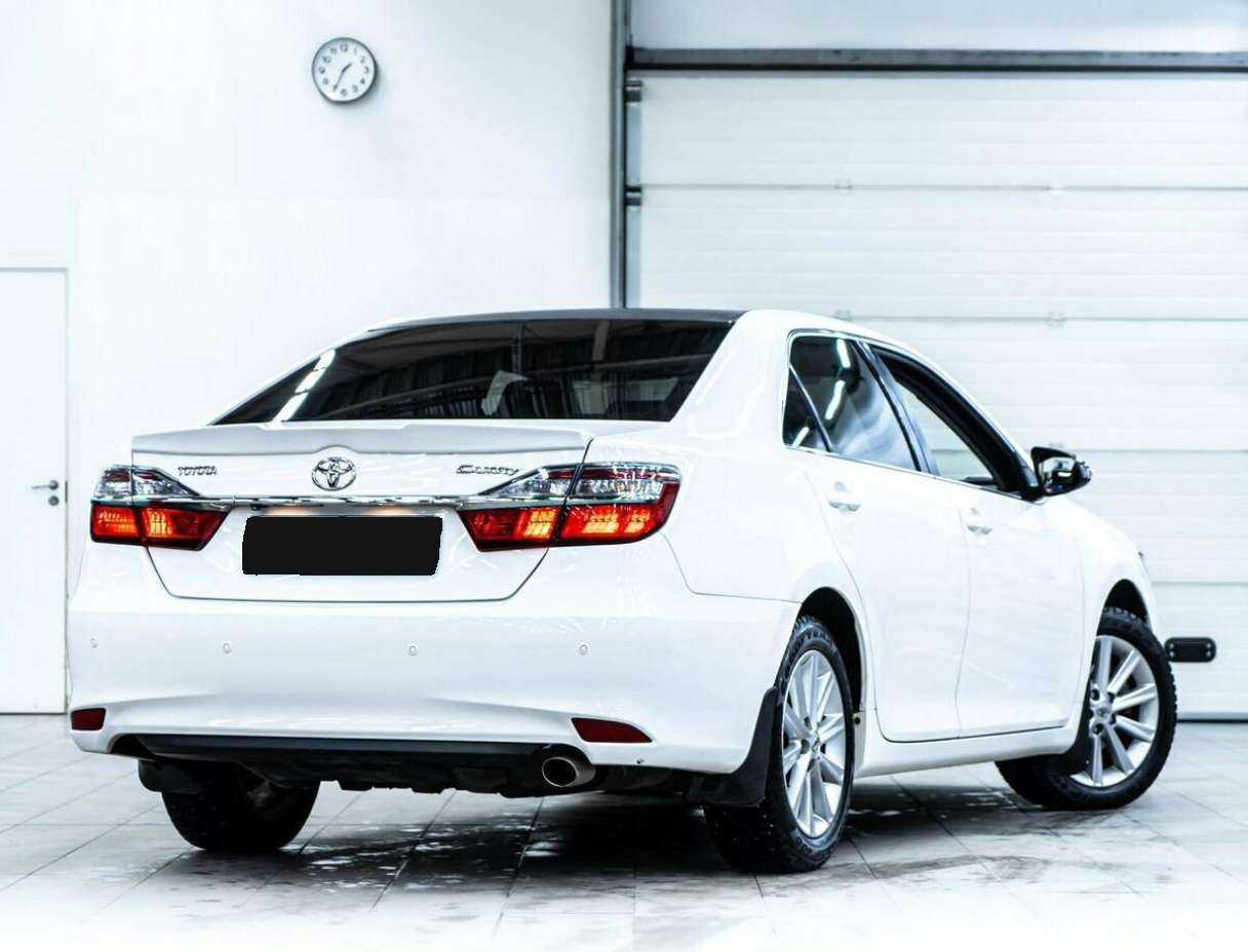 Toyota Camry, 2016 - фото №3