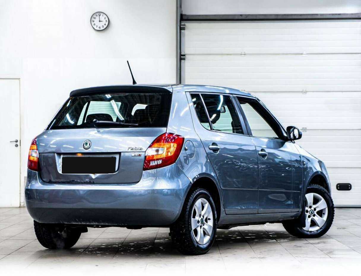 Skoda Fabia, 2012 - фото №3