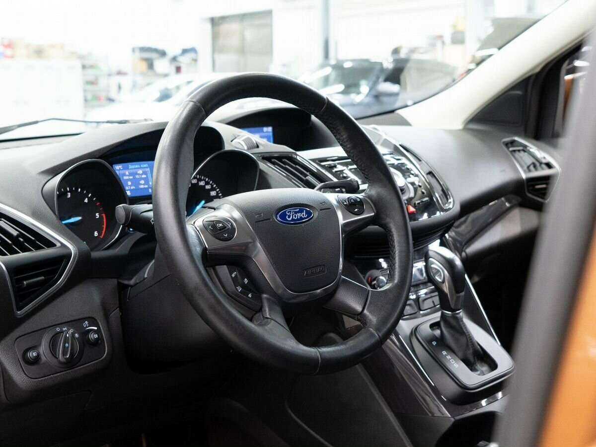 Ford Kuga, 2013 - фото №4