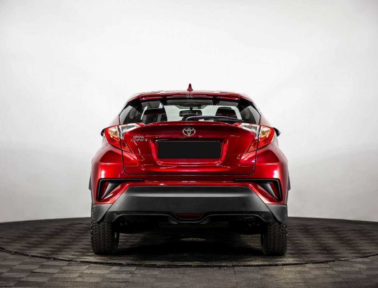 Toyota C-HR, 2018 - фото №3
