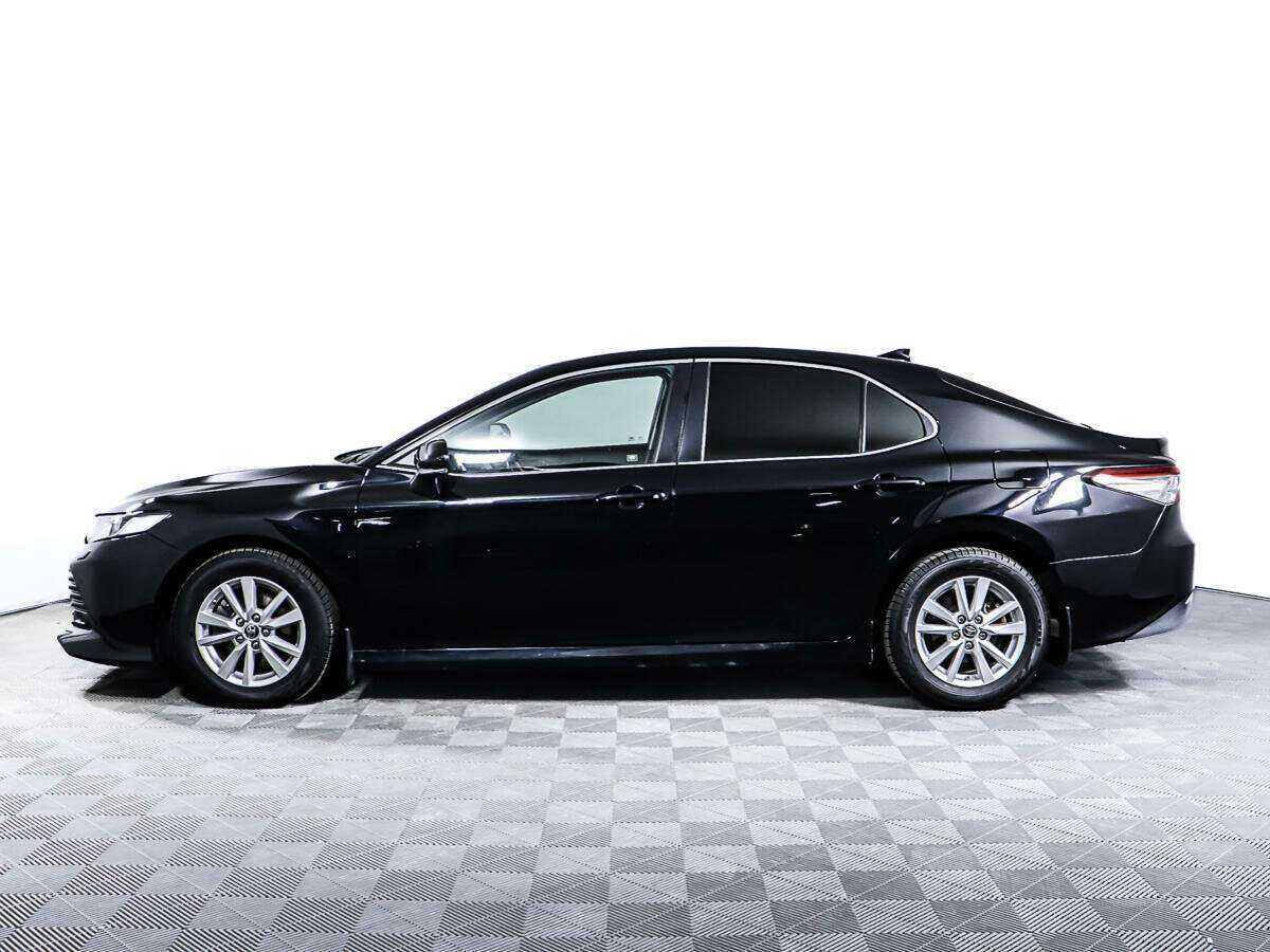 Toyota Camry, 2020 - фото №3