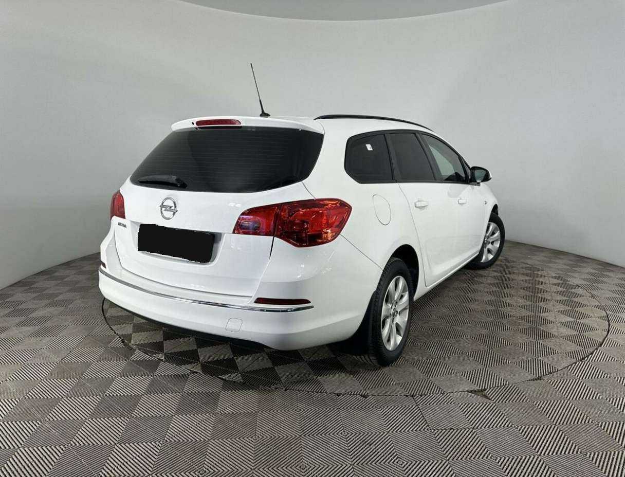 Opel Astra, 2013 - фото №4
