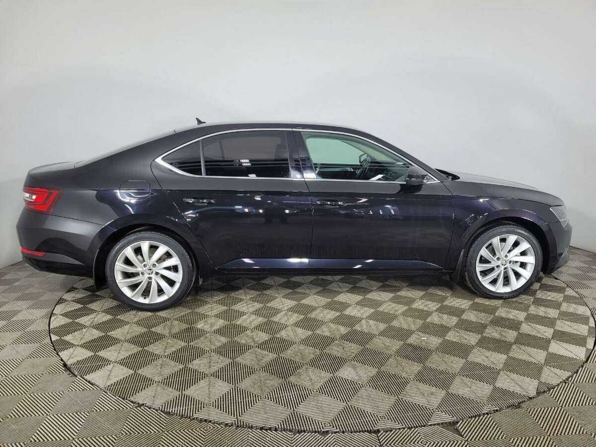 Skoda Superb, 2016 - фото №4
