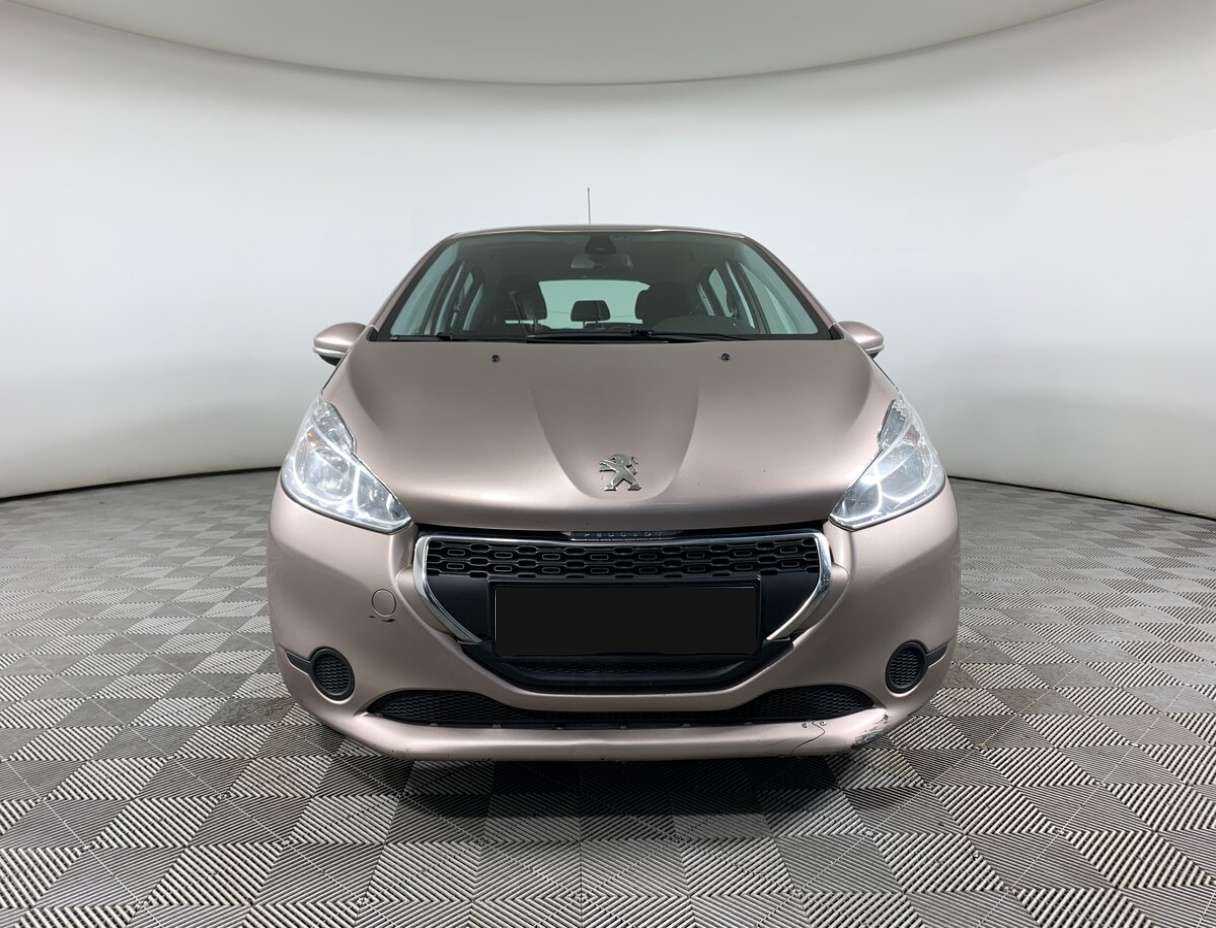 Peugeot 208, 2013 - фото №2