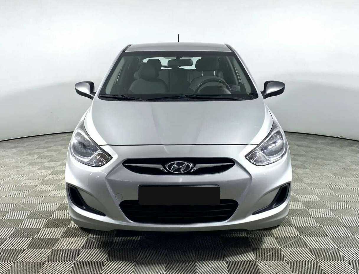 Hyundai Solaris, 2014 - фото №2