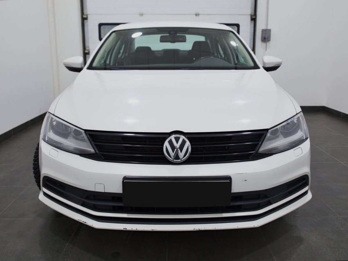 Volkswagen Jetta, 2015 - фото №2