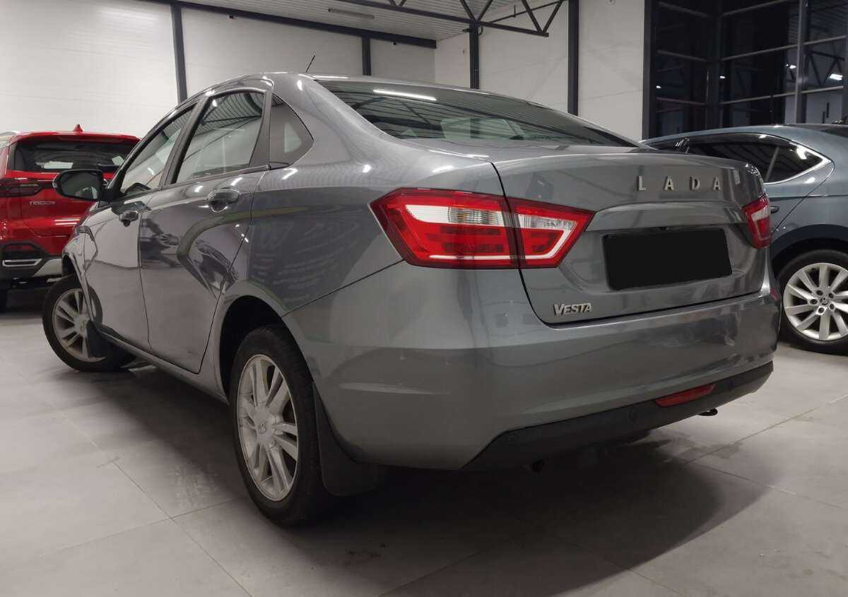 Lada (ВАЗ) Vesta, 2018 - фото №2