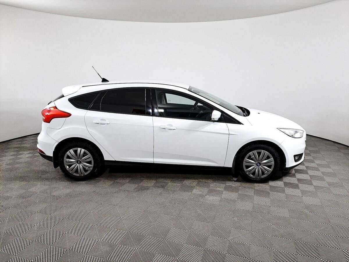 Ford Focus, 2018 - фото №4