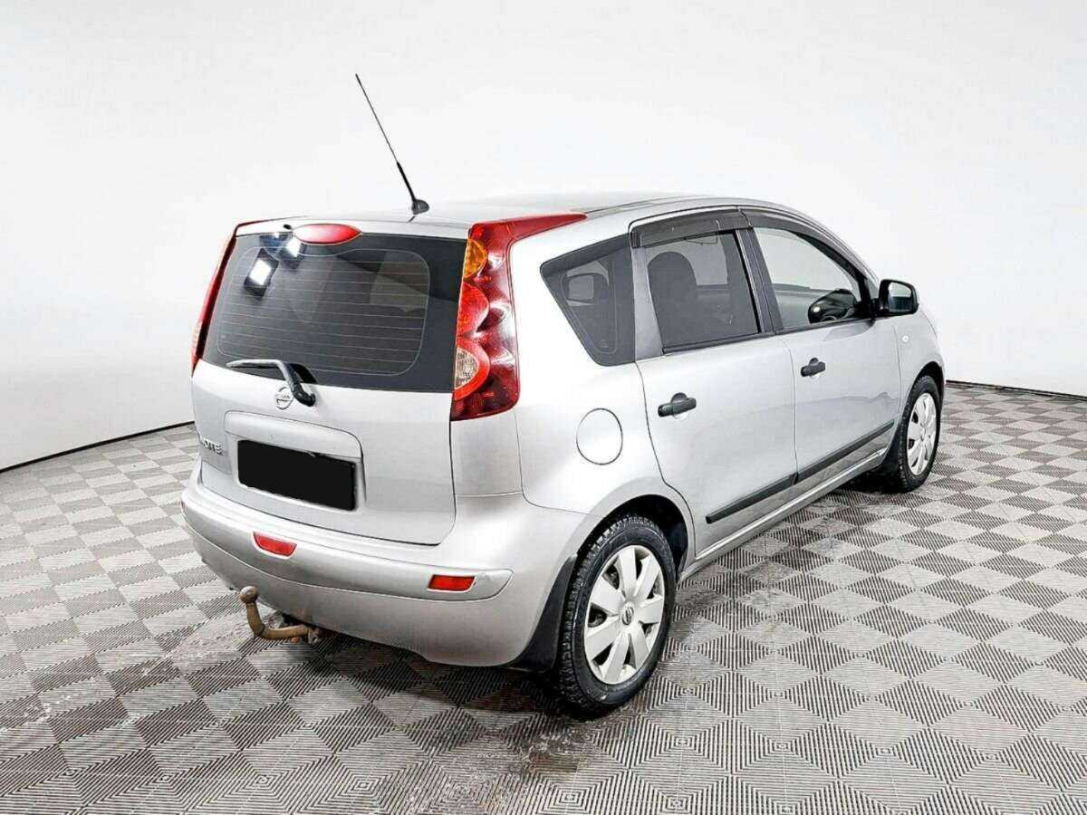 Nissan Note, 2012 - фото №4