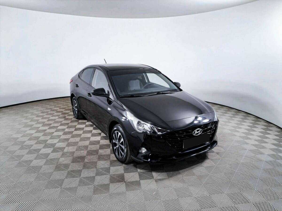 Hyundai Solaris, 2022 - фото №3