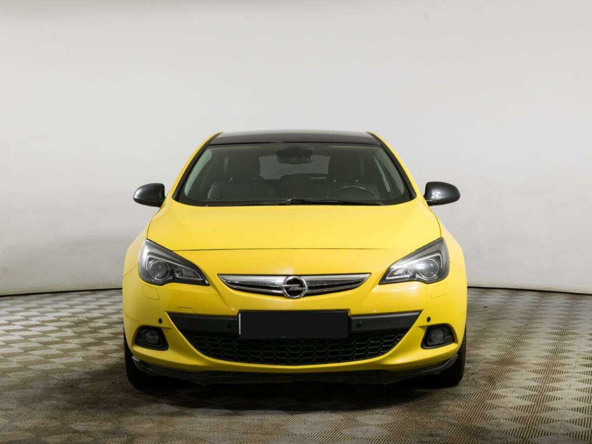 Opel Astra GTC, 2013 - фото №2