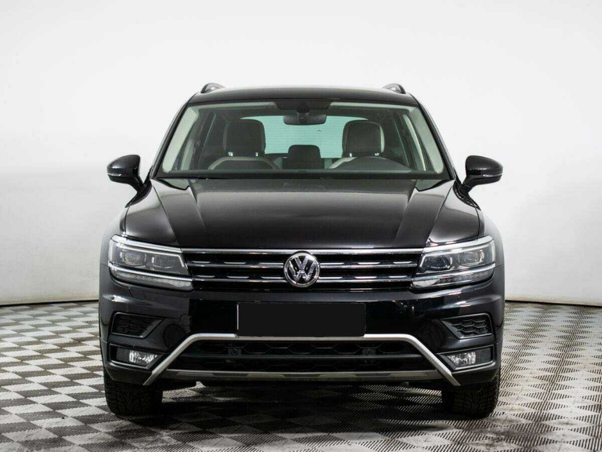 Volkswagen Tiguan, 2018 - фото №2