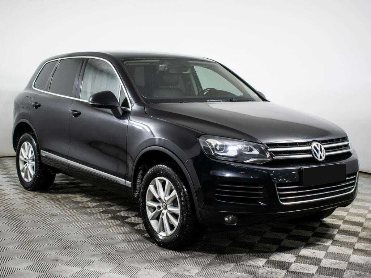 Volkswagen Touareg, 2012 - фото №3