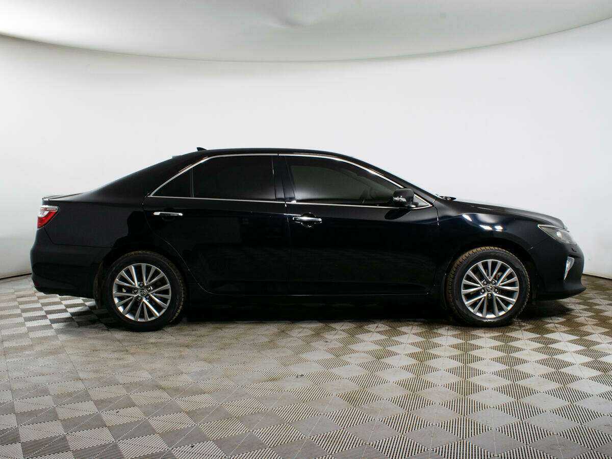 Toyota Camry, 2017 - фото №4