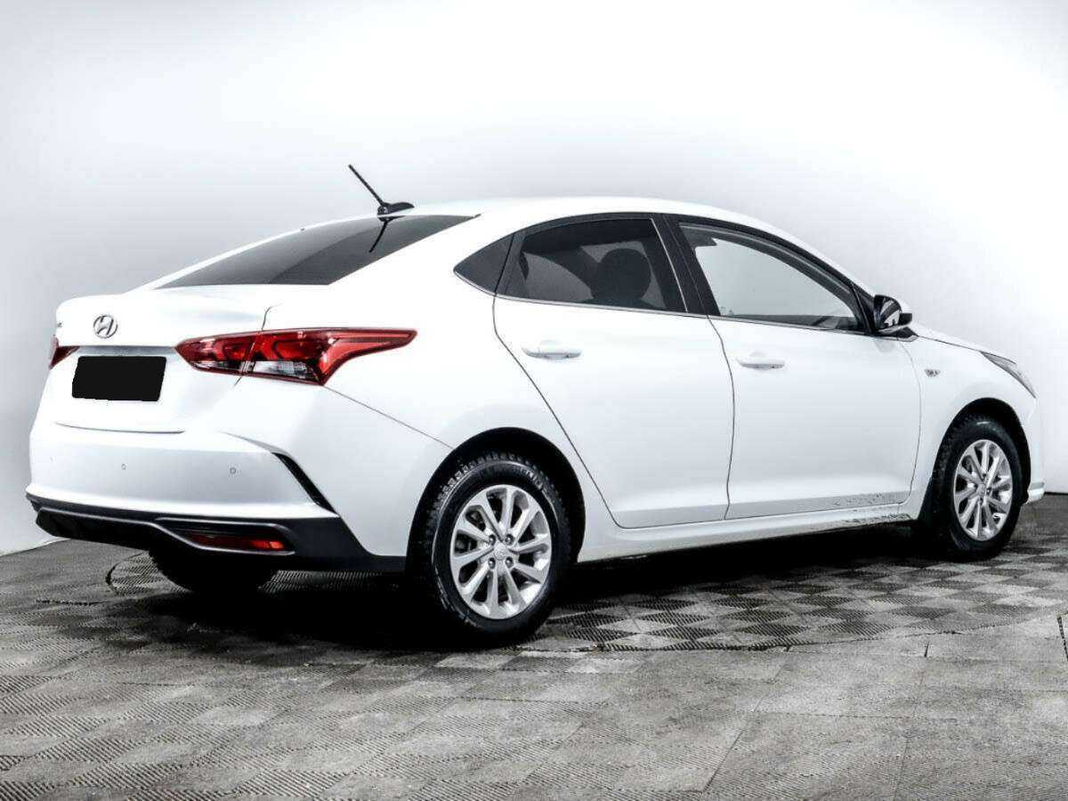 Hyundai Solaris, 2020 - фото №3
