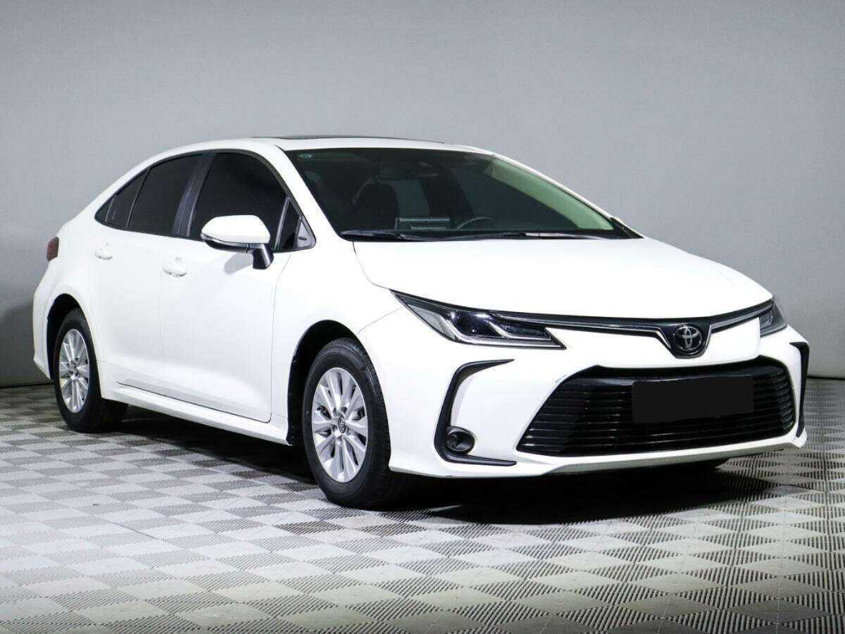 Toyota Corolla, 2022 - фото №3