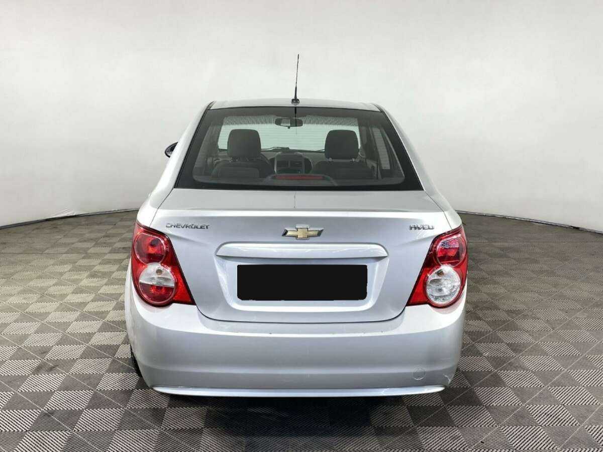 Chevrolet Aveo, 2013 - фото №2