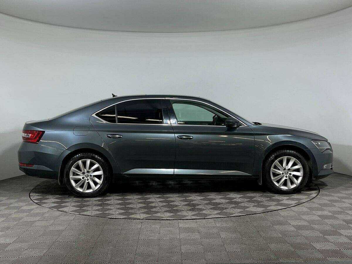 Skoda Superb, 2017 - фото №4
