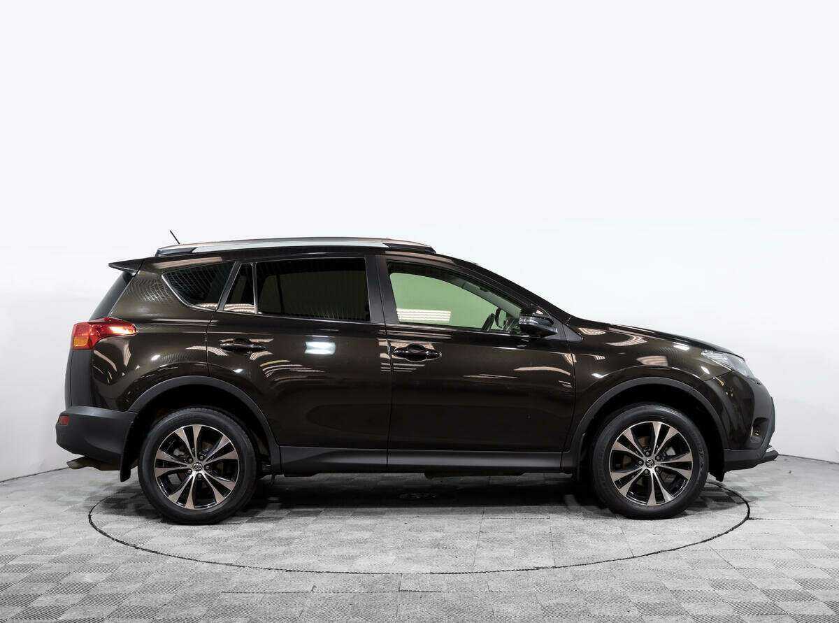 Toyota RAV4, 2015 - фото №3