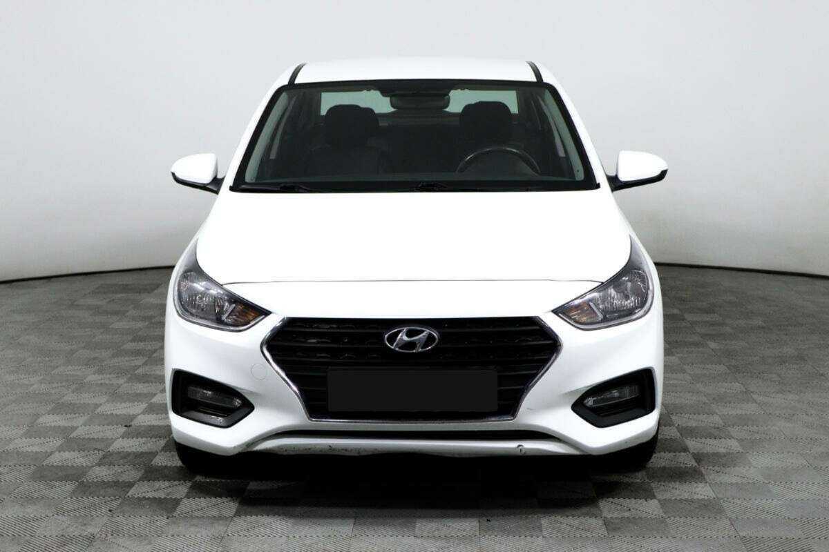 Hyundai Solaris, 2019 - фото №2