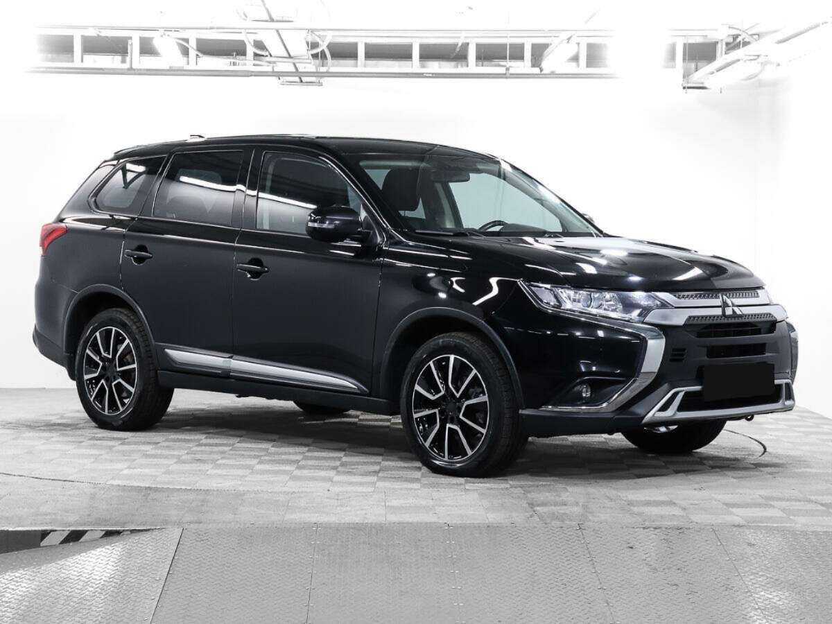 Mitsubishi Outlander, 2018 - фото №3