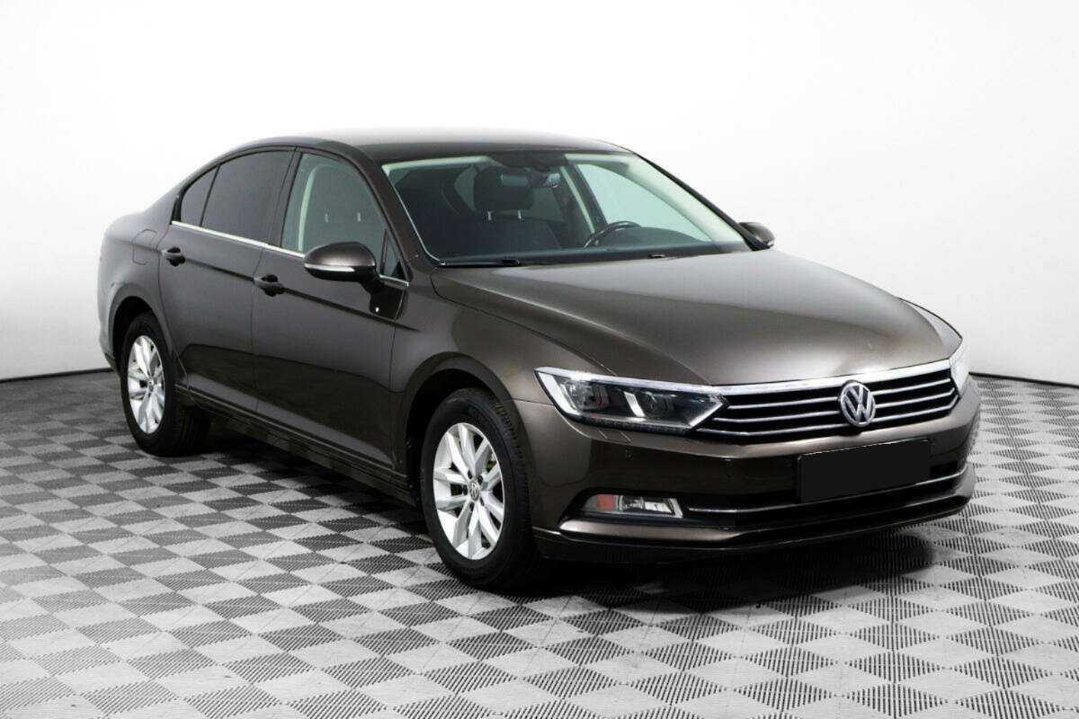 Volkswagen Passat, 2016 - фото №3