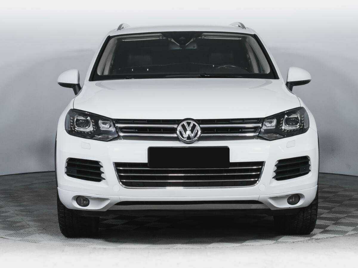 Volkswagen Touareg, 2014 - фото №2