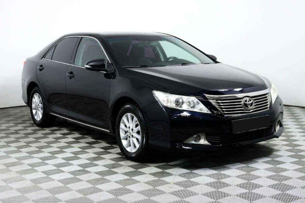 Toyota Camry, 2012 - фото №3