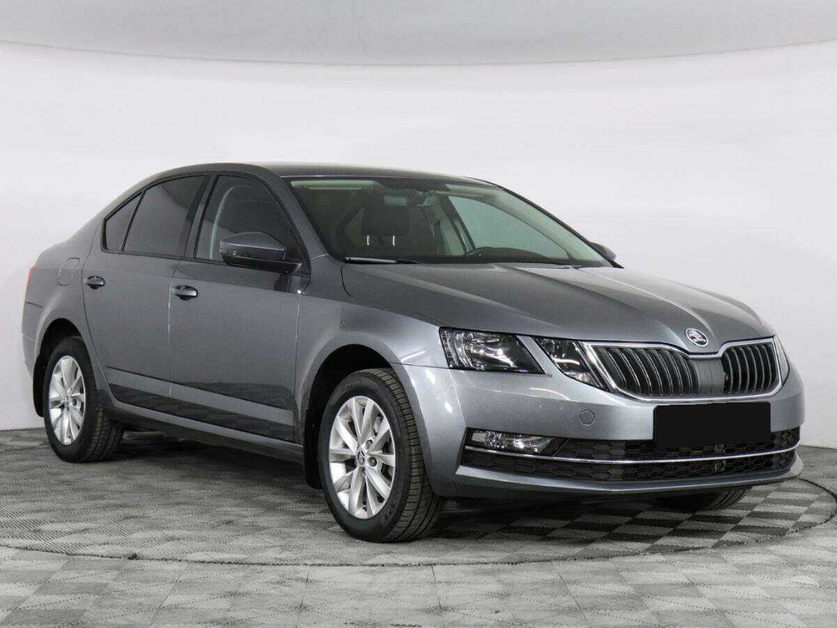 Skoda Octavia, 2018 - фото №3