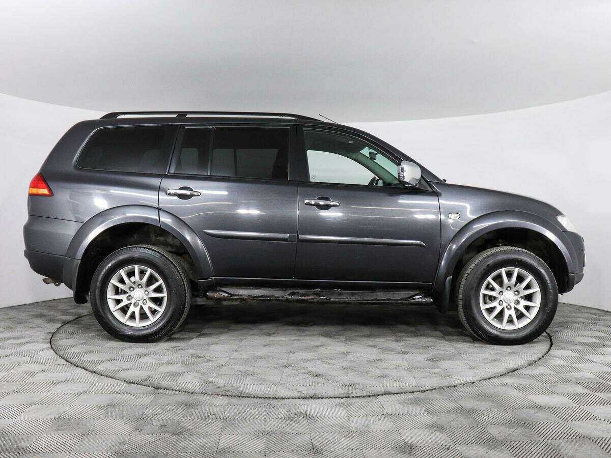 Mitsubishi Pajero Sport, 2012 - фото №4