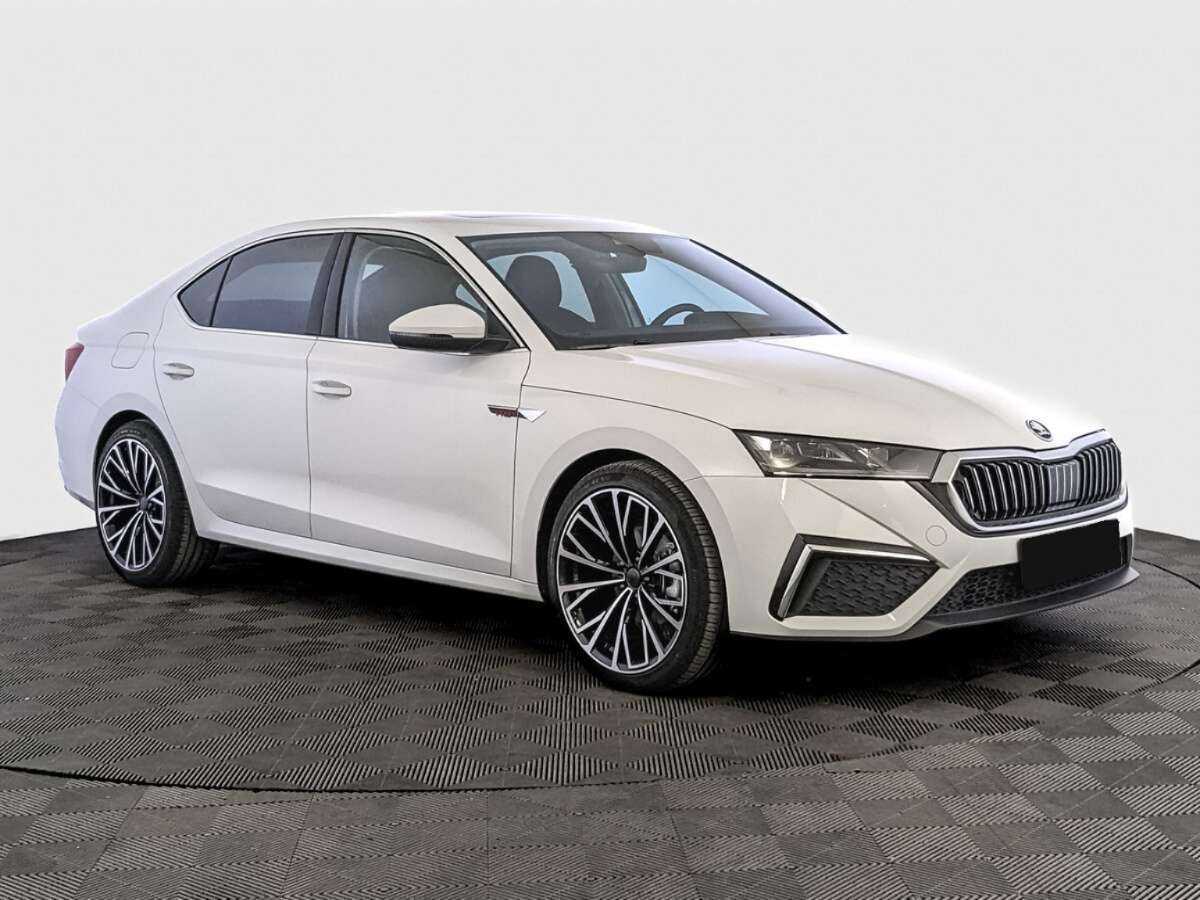 Skoda Octavia, 2023 - фото №3