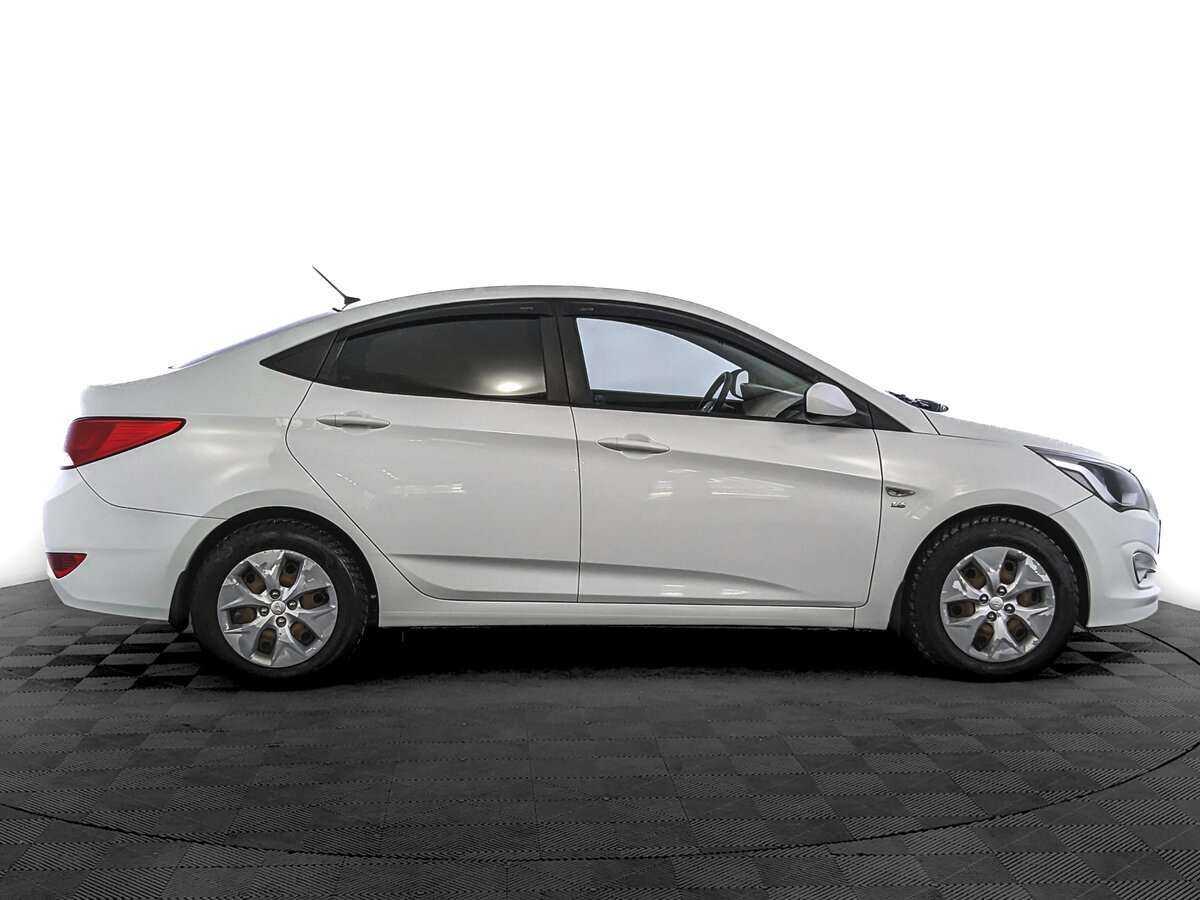 Hyundai Solaris, 2015 - фото №3