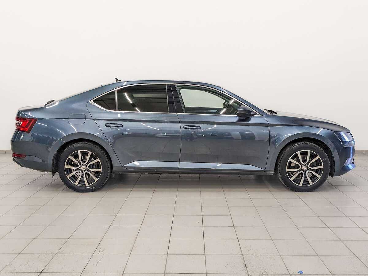 Skoda Superb, 2017 - фото №4