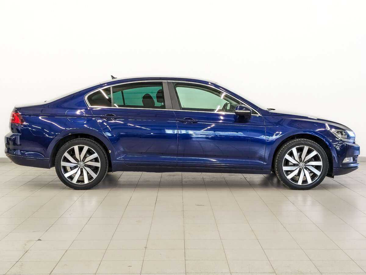 Volkswagen Passat, 2019 - фото №4