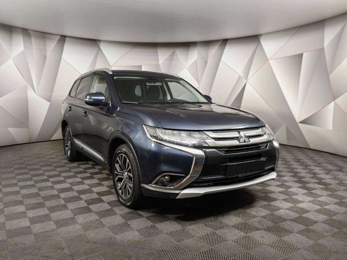 Mitsubishi Outlander, 2018 - фото №3