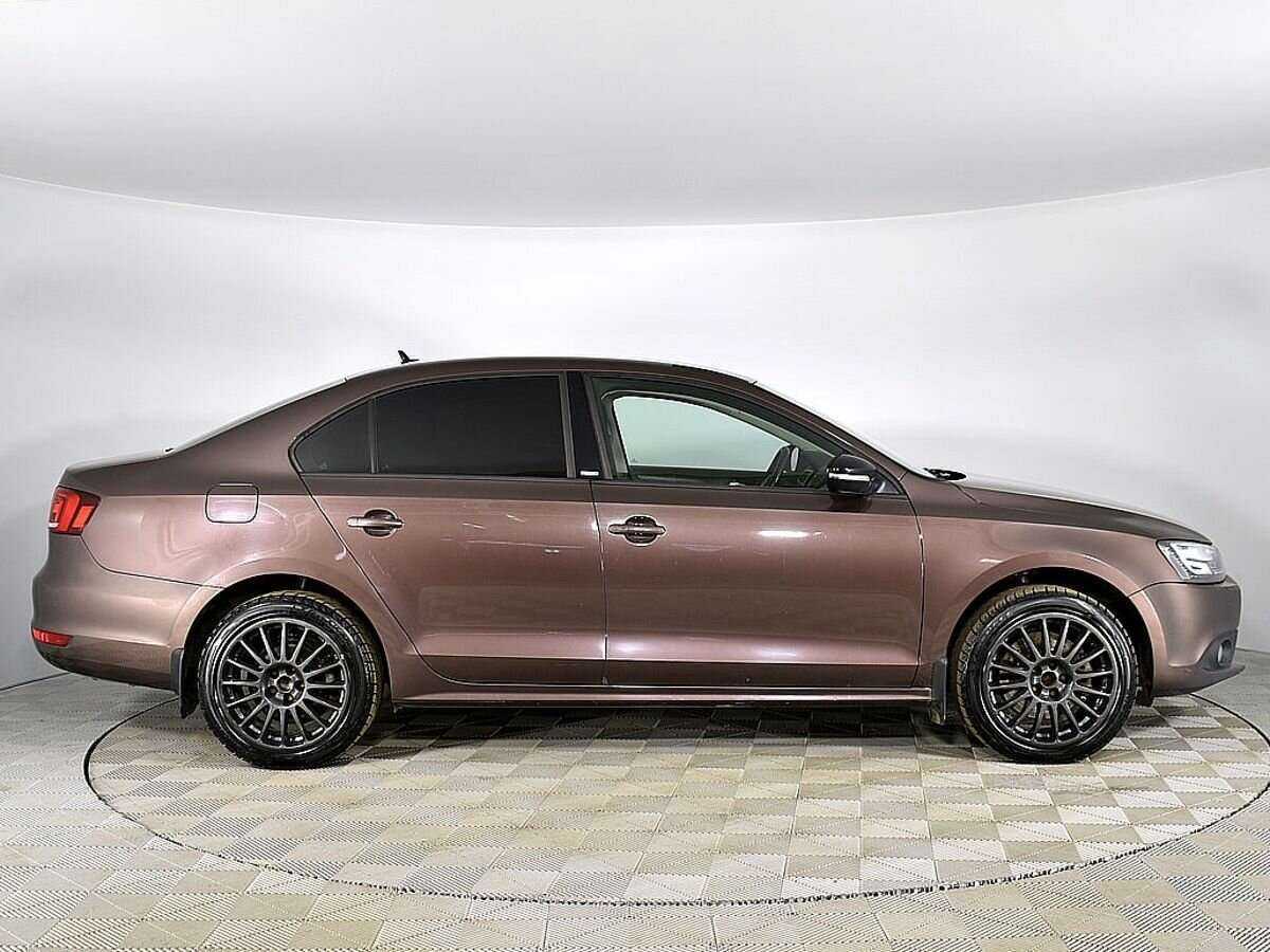 Volkswagen Jetta, 2014 - фото №4