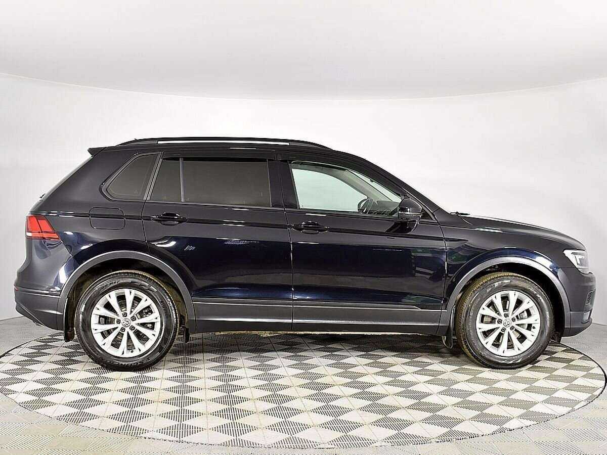 Volkswagen Tiguan, 2020 - фото №3