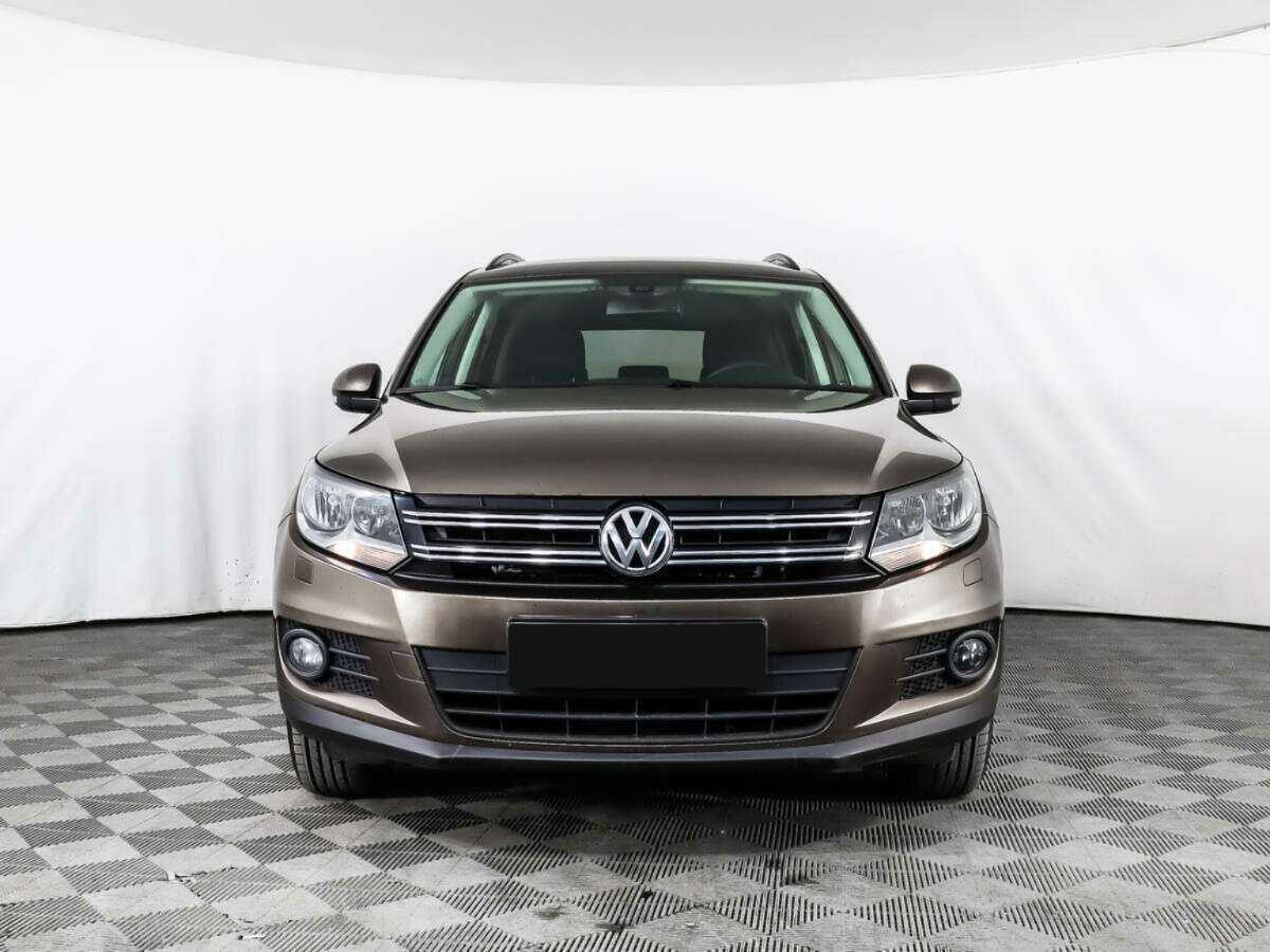 Volkswagen Tiguan, 2014 - фото №2
