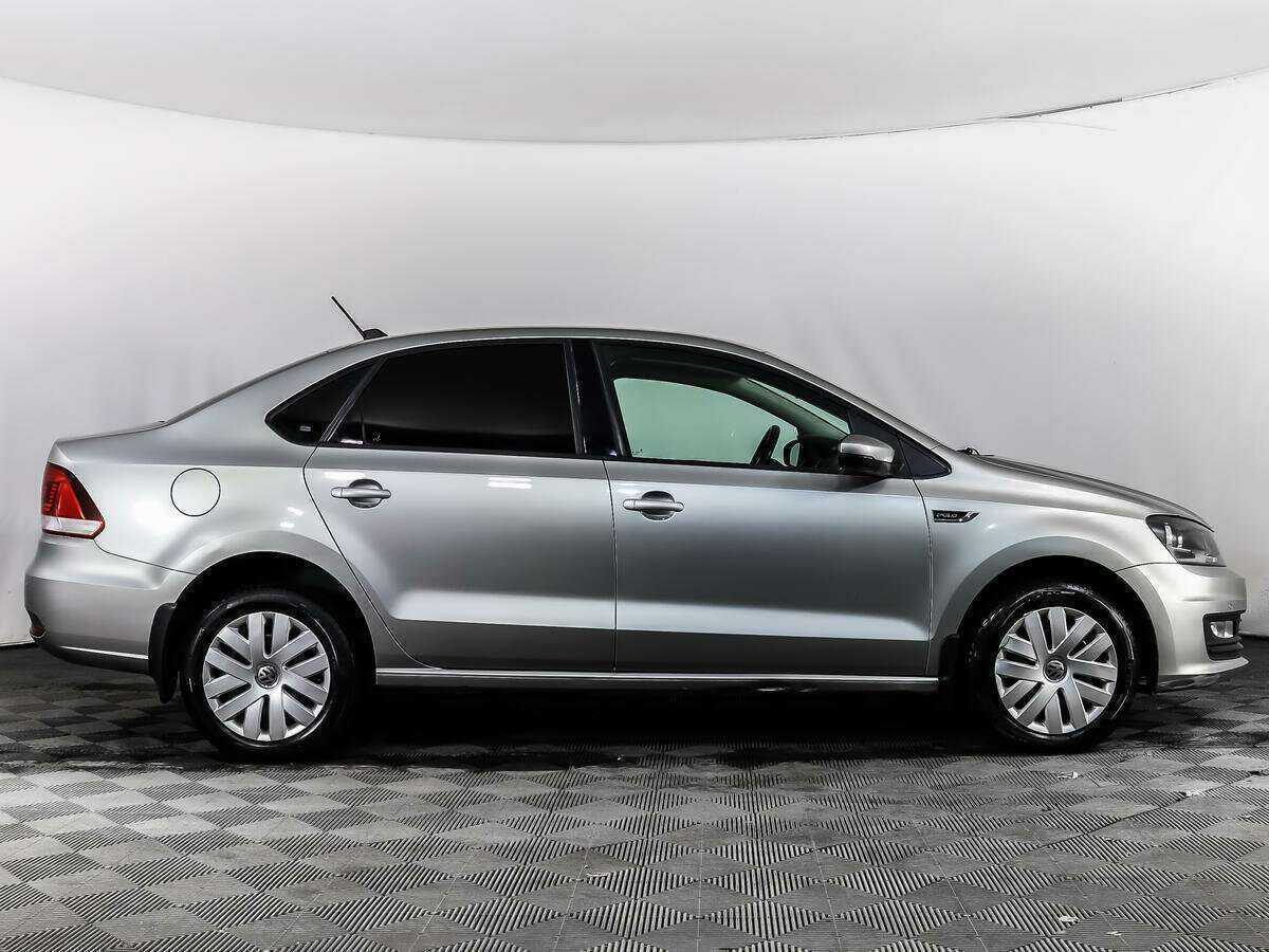 Volkswagen Polo, 2018 - фото №4