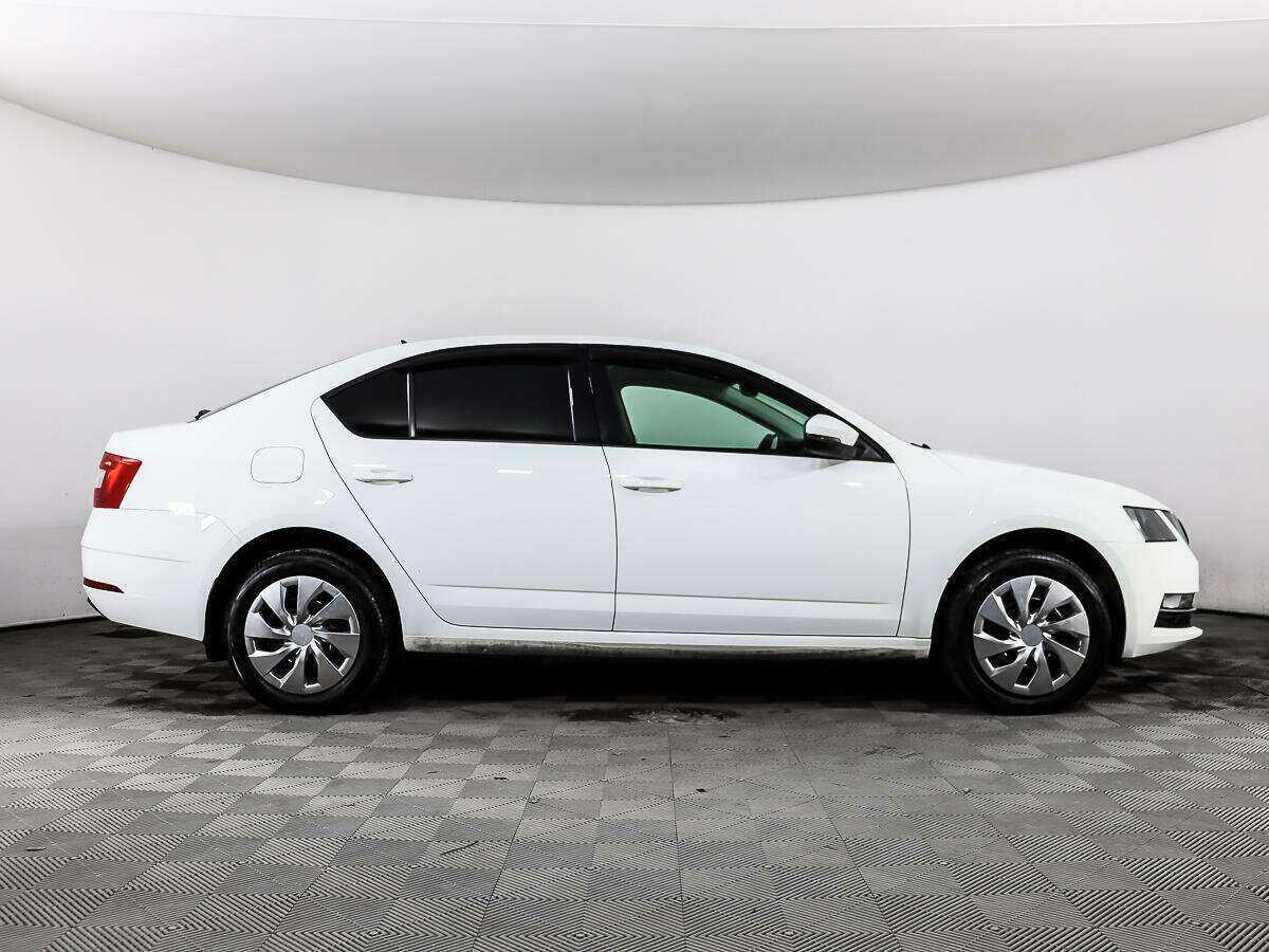 Skoda Octavia, 2020 - фото №4