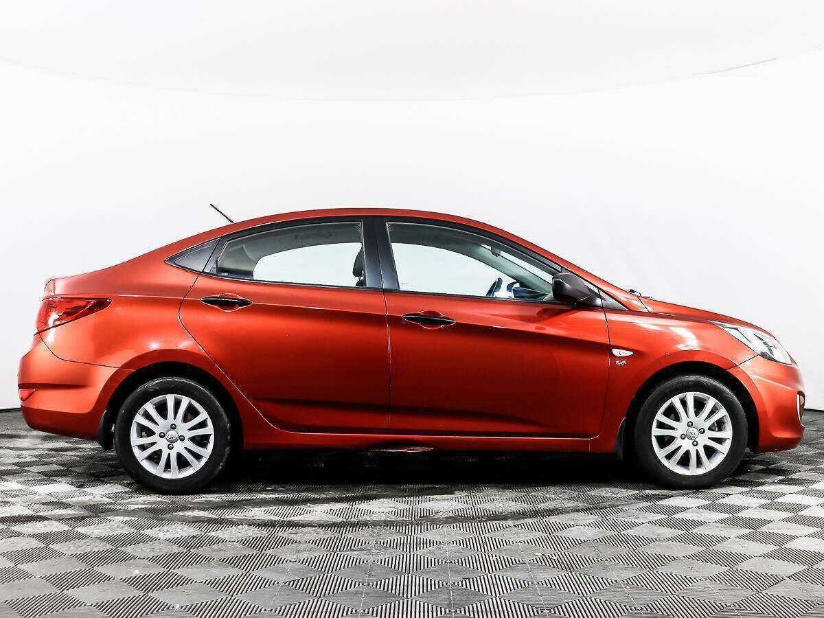 Hyundai Solaris, 2014 - фото №3