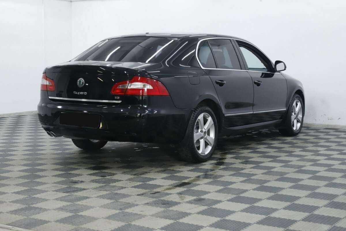 Skoda Superb DSG, 2013 - фото №3